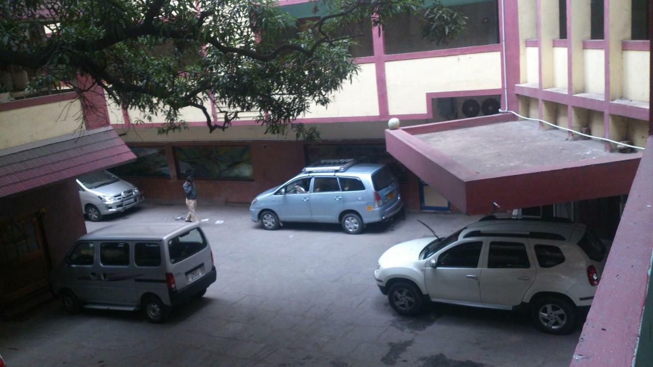 Sarmani Hotels Pvt. Ltd Chennai Eksteriør billede